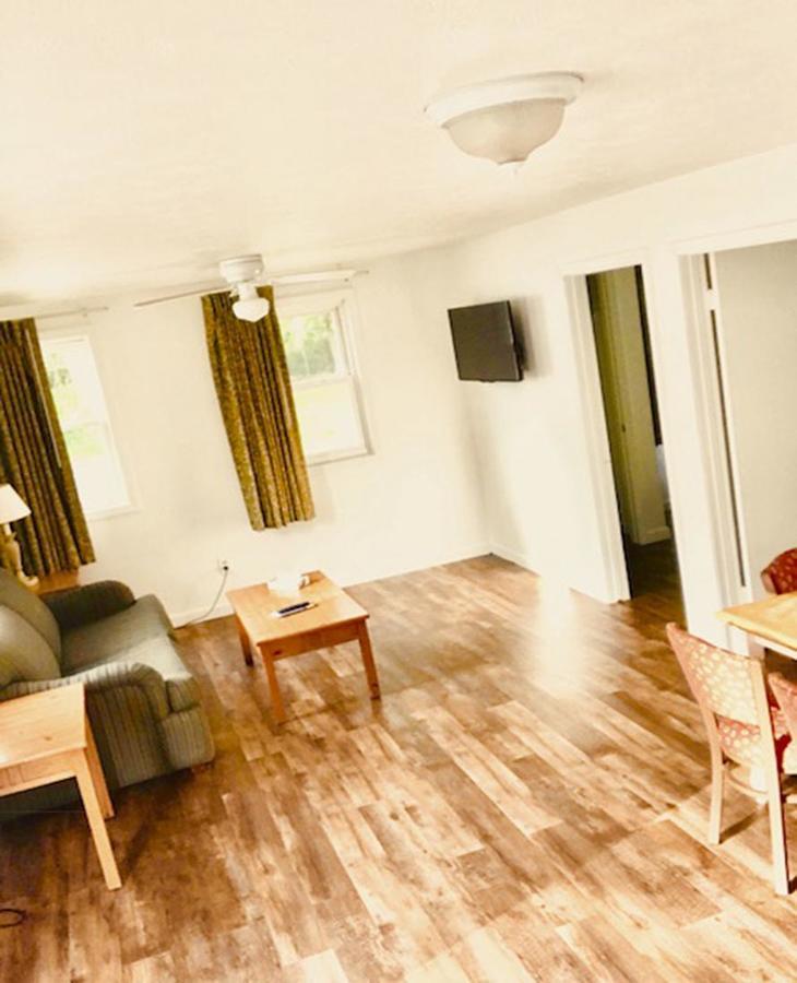 Exit 5 Motel&Cottages Saco Buitenkant foto